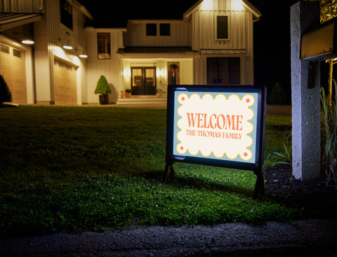 Scalloped Welcome Custom Yardsy Sign