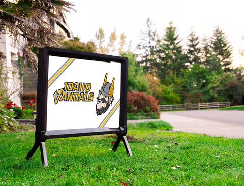 University of Idaho Vandals Mascot White Yardsy Sign