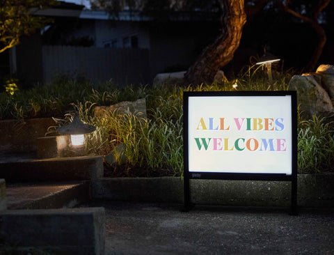 All Vibes Welcome Yardsy Sign - Flat Feet