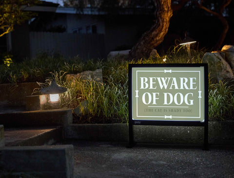 Beware Of Dog And Cat Yardsy Sign - Flat Feet