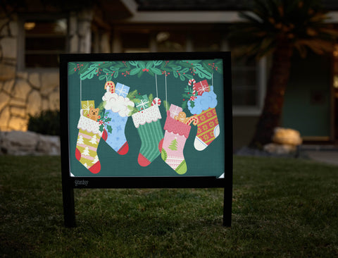 Christmas Stockings Yardsy Sign - Hero