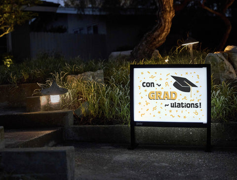Con-GRAD-ulations! Yardsy Sign - Flat Feet