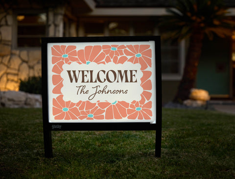 Groovy Floral Welcome Custom Yardsy Sign - Hero