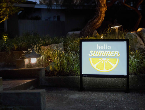 Hello Summer Lemon Yardsy Sign - Flat Feet