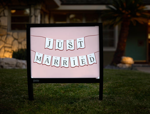 Just Married Yardsy Sign - Hero