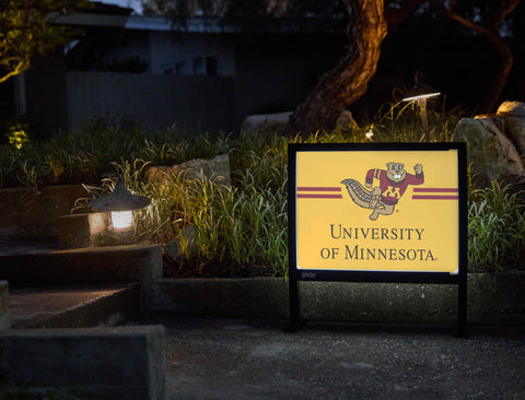 Minnesota Goldy Mascot Gold Yardsy Sign - Flat Feet