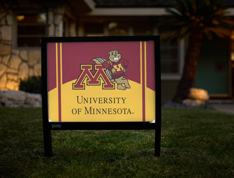 Minnesota M Goldy Mascot Maroon Yardsy Sign - Hero