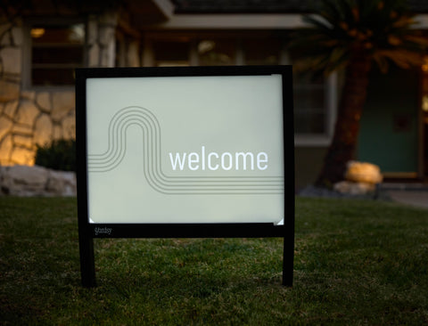 Modern Welcome Yardsy Sign - Hero