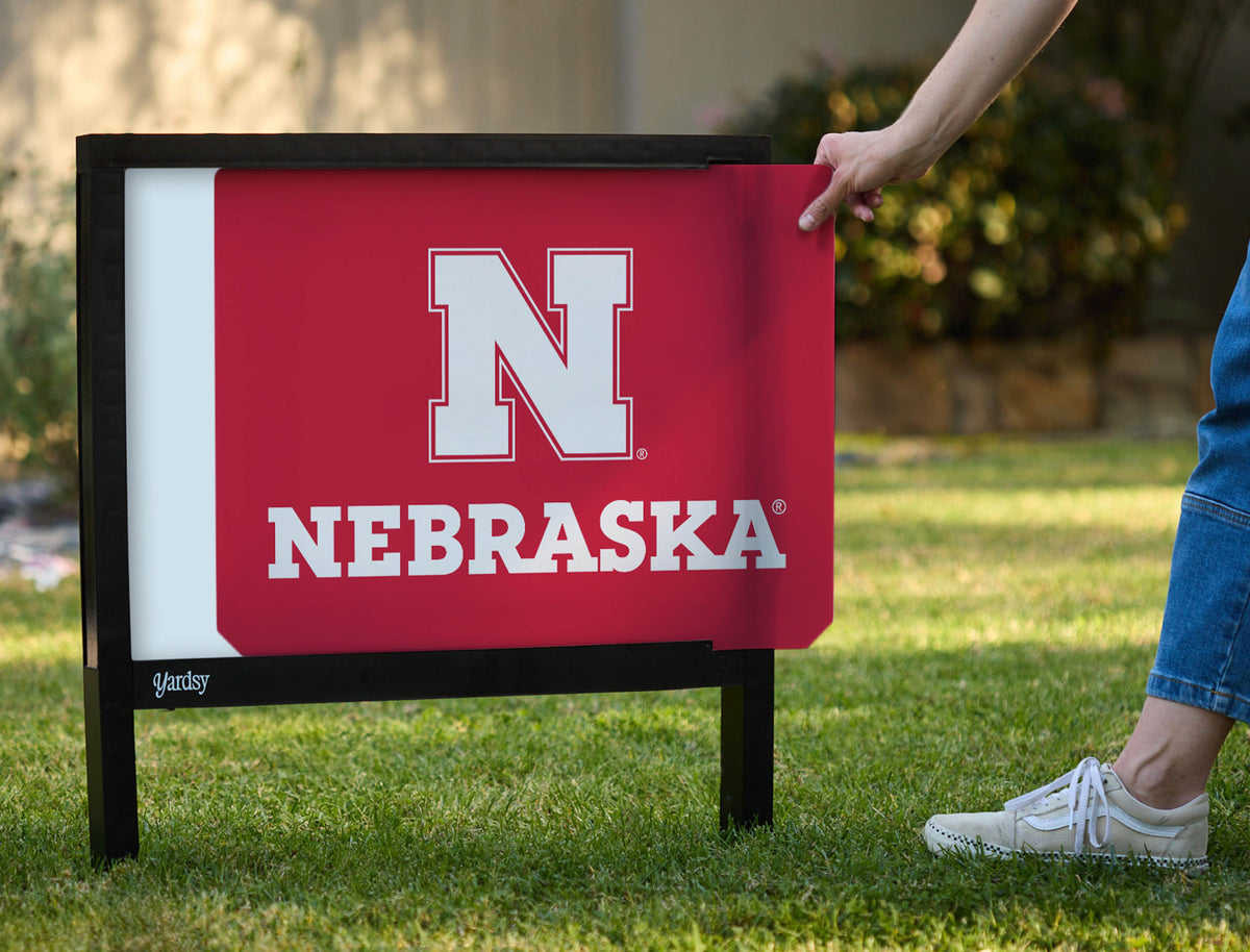 Nebraska N Mark Red Yardsy Sign