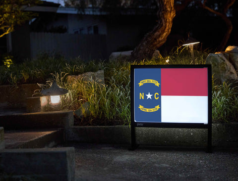 North Carolina State Flag Yardsy Sign - Flat Feet