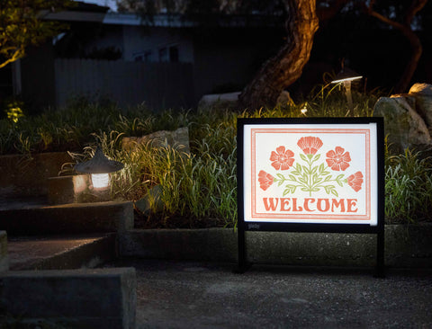 Poppy Flower Welcome Yardsy Sign - Flat Feet