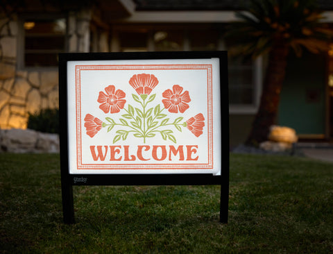 Poppy Flower Welcome Yardsy Sign - Hero