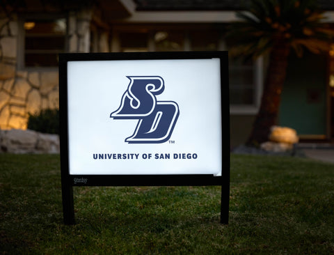 USD Blue Primary Mark White Yardsy Sign