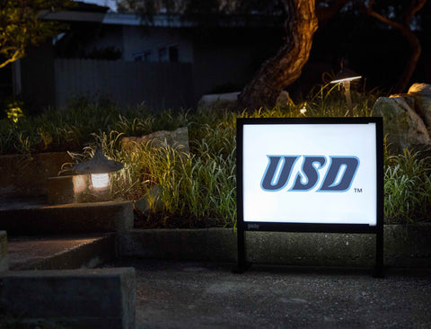 USD Founders Blue Mark White Yardsy Sign - Flat Feet