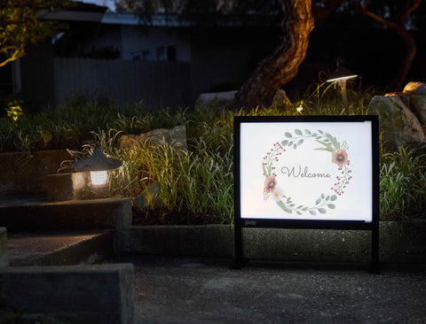Simple Wreath Welcome Yardsy Sign - Flat Feet