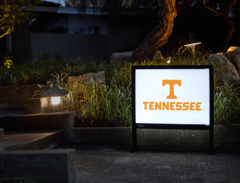 Tennessee T White Yardsy Sign - Flat Feet