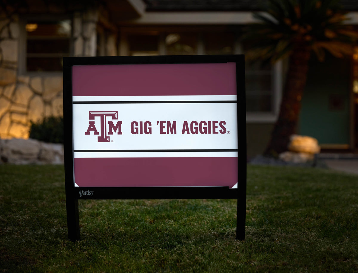 Texas A&M University Gig Em Aggies Maroon Yardsy Sign