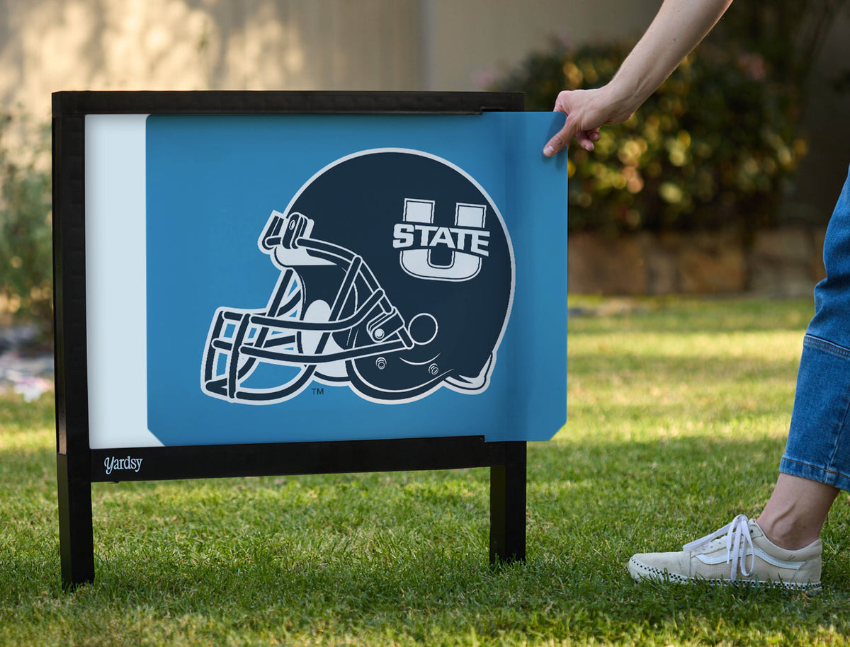 USU Helmet Light Blue Yardsy Sign