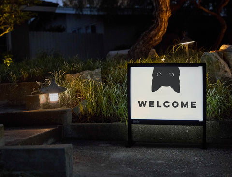 Welcome Cat Yardsy Sign - Flat Feet