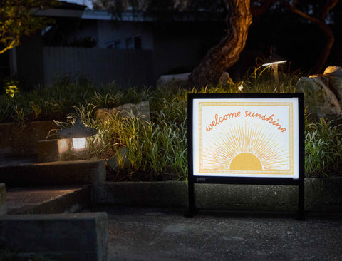 Welcome Sunshine Yardsy Sign - Flat Feet