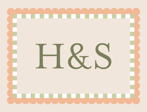Scalloped Border Custom Monogram Yardsy Sign