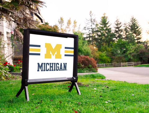 Michigan Maize M White Yardsy Sign